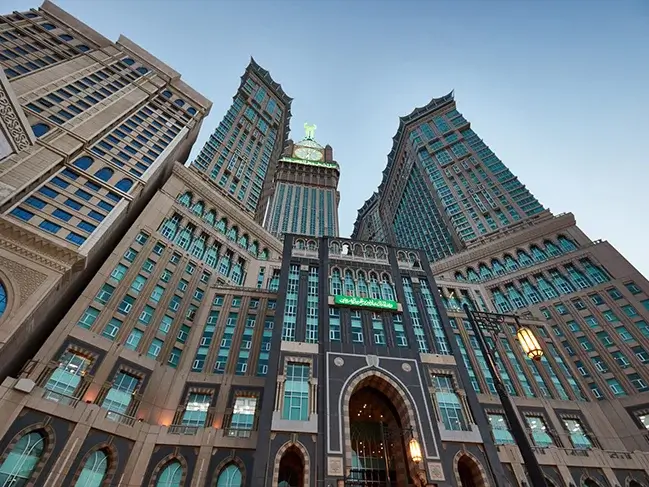 14 Nights 4 Star Chicago Umrah Package